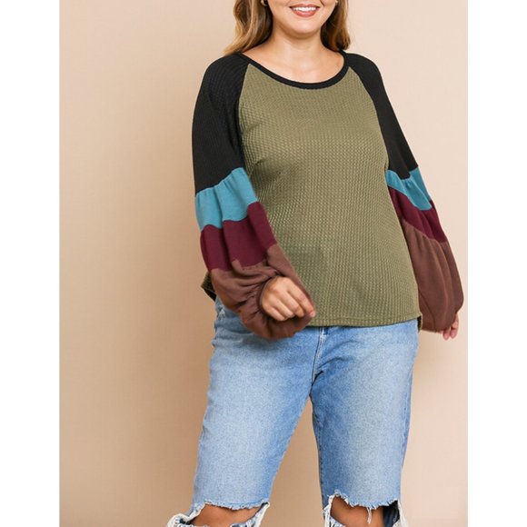 Colorblock Puff Waffle Plus Size Top {Umgee USA} - Picture 2 of 5